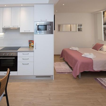 Luxury Studio Apartment Honeymoon Split Exterior foto